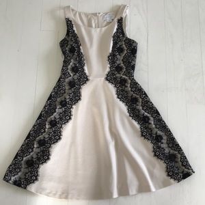Jessica Simpson Dress (S) cream with black lace
